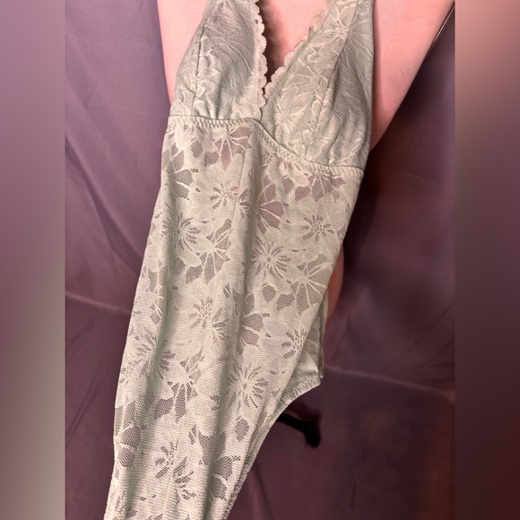 Mint bodysuit Victoria’s Secret - Picture 6 of 7